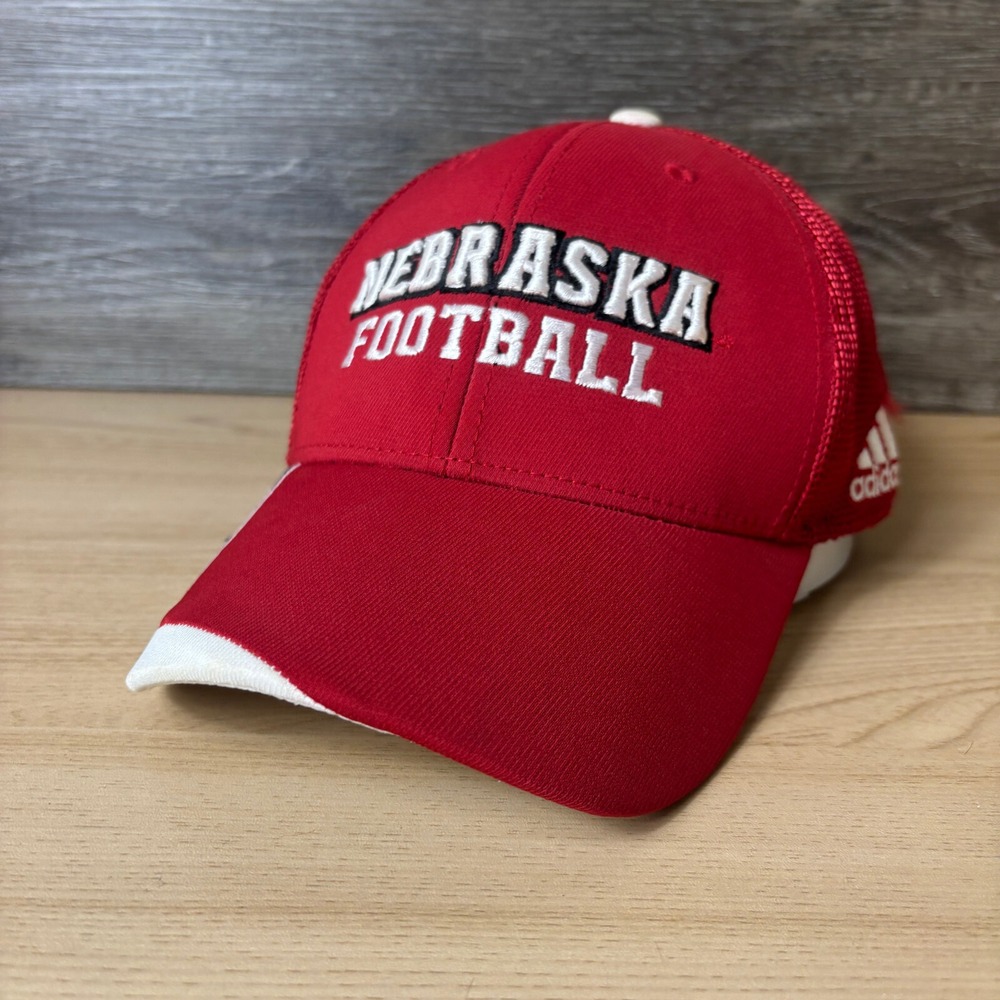 Nebraska Hhuskers Hat Cap Fitted L/XL Red Cornhuskers Football‎ Adidas